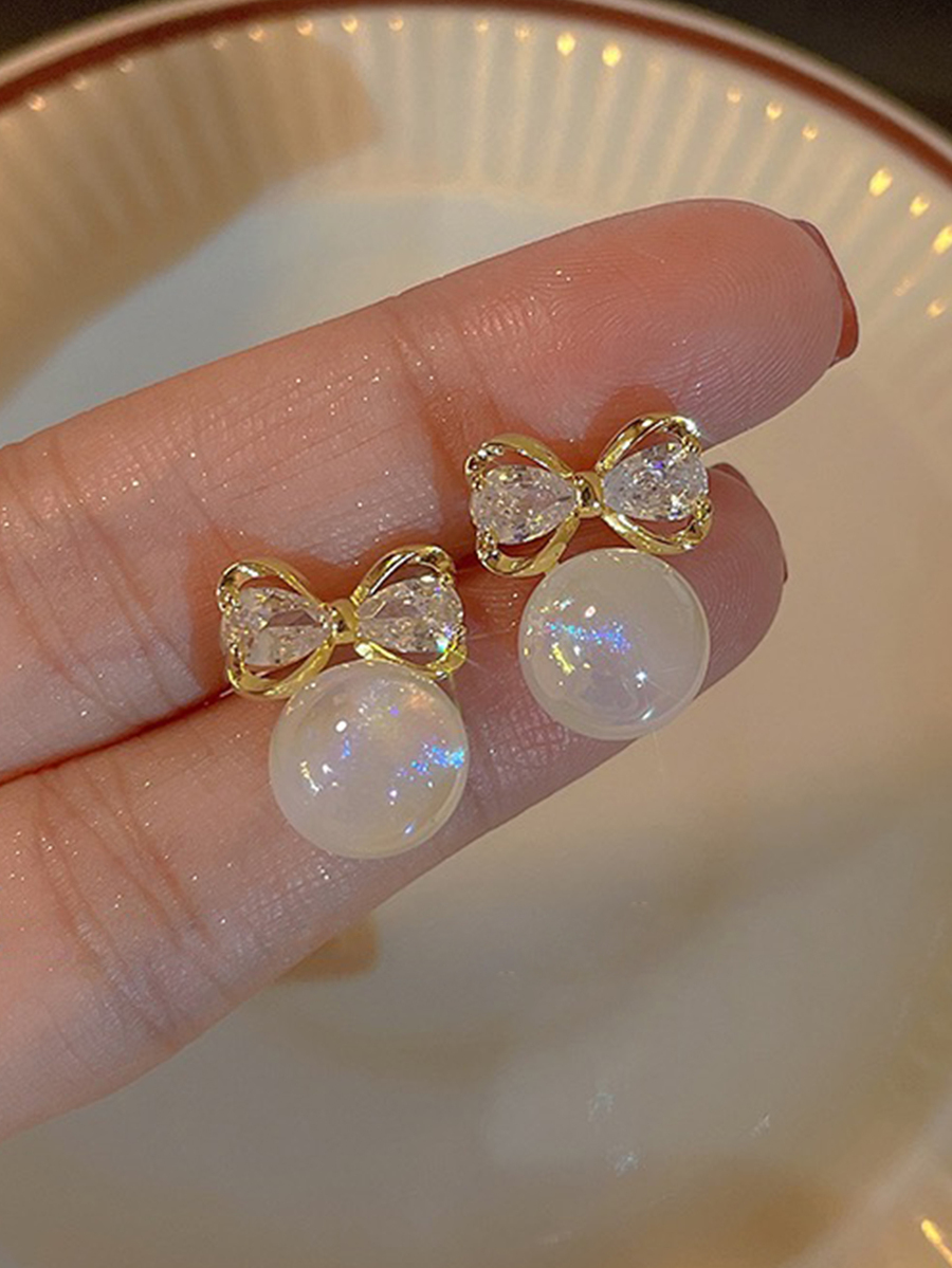 Pearl Earring Stud - 1pair Sweet & Elegant & Luxurious