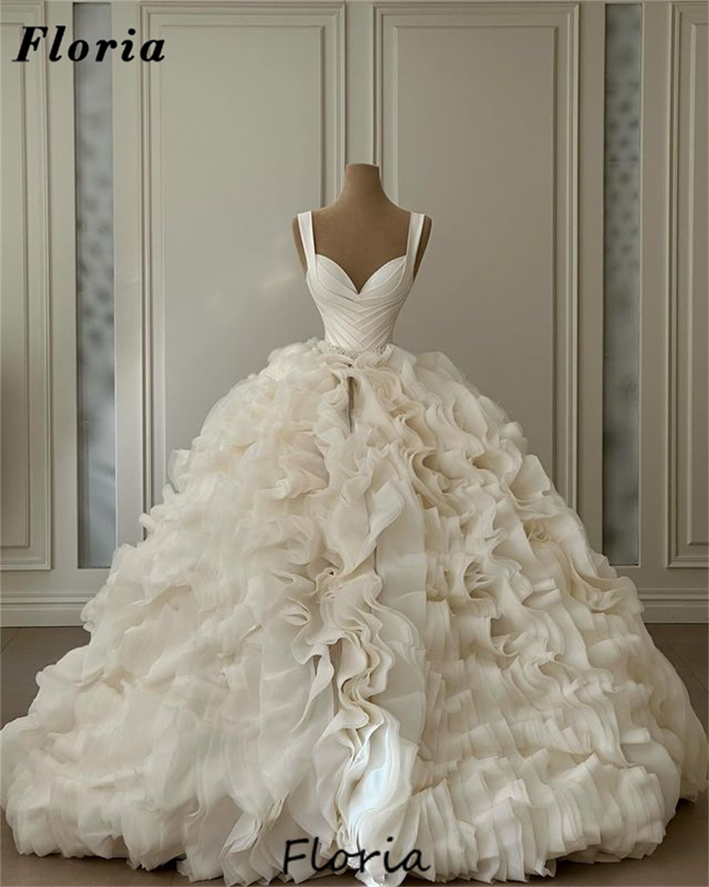 Ruffles Ball Gown Wedding Dres - Women Formal Wear Dubai บทวิจารณ์และราคา